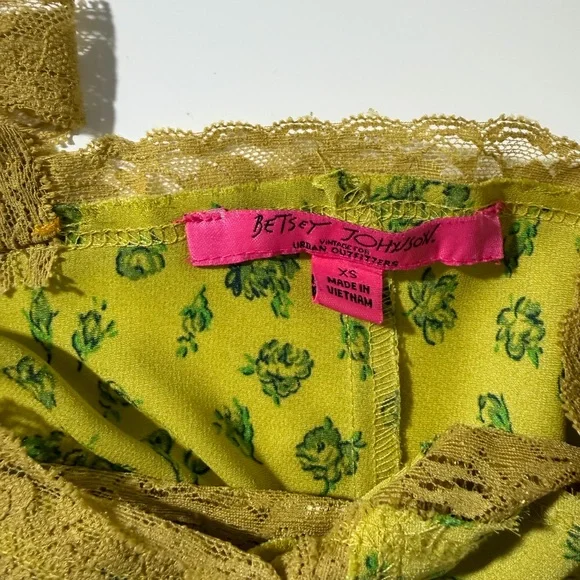 Betsey Johnson x Urban Outfitters Y2K Yellow Floral Lace Slip Dress XS - Picture 3 of 5